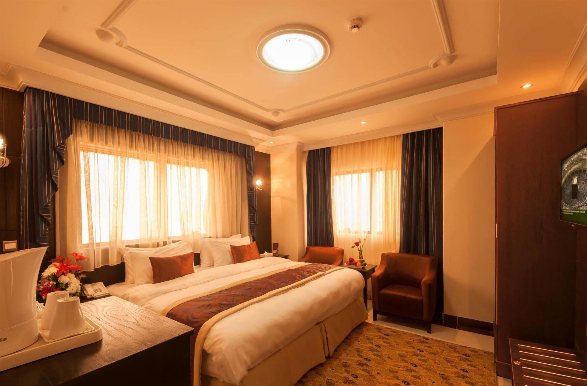 Отель Platinum Abraj Al Ehsan Мекка Экстерьер фото